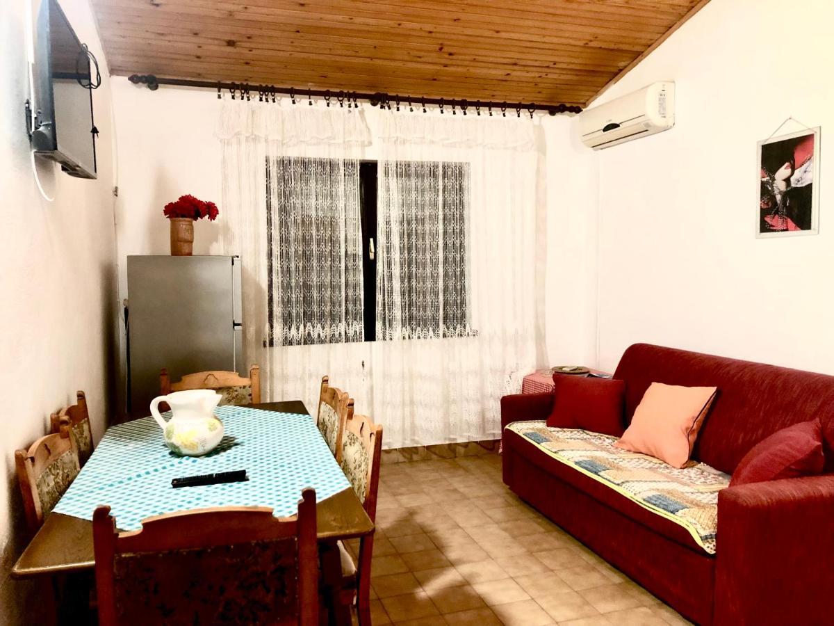 Nar Apartment Mrljane Buitenkant foto