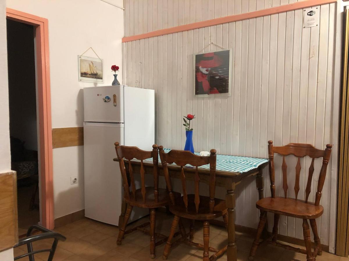 Nar Apartment Mrljane Buitenkant foto
