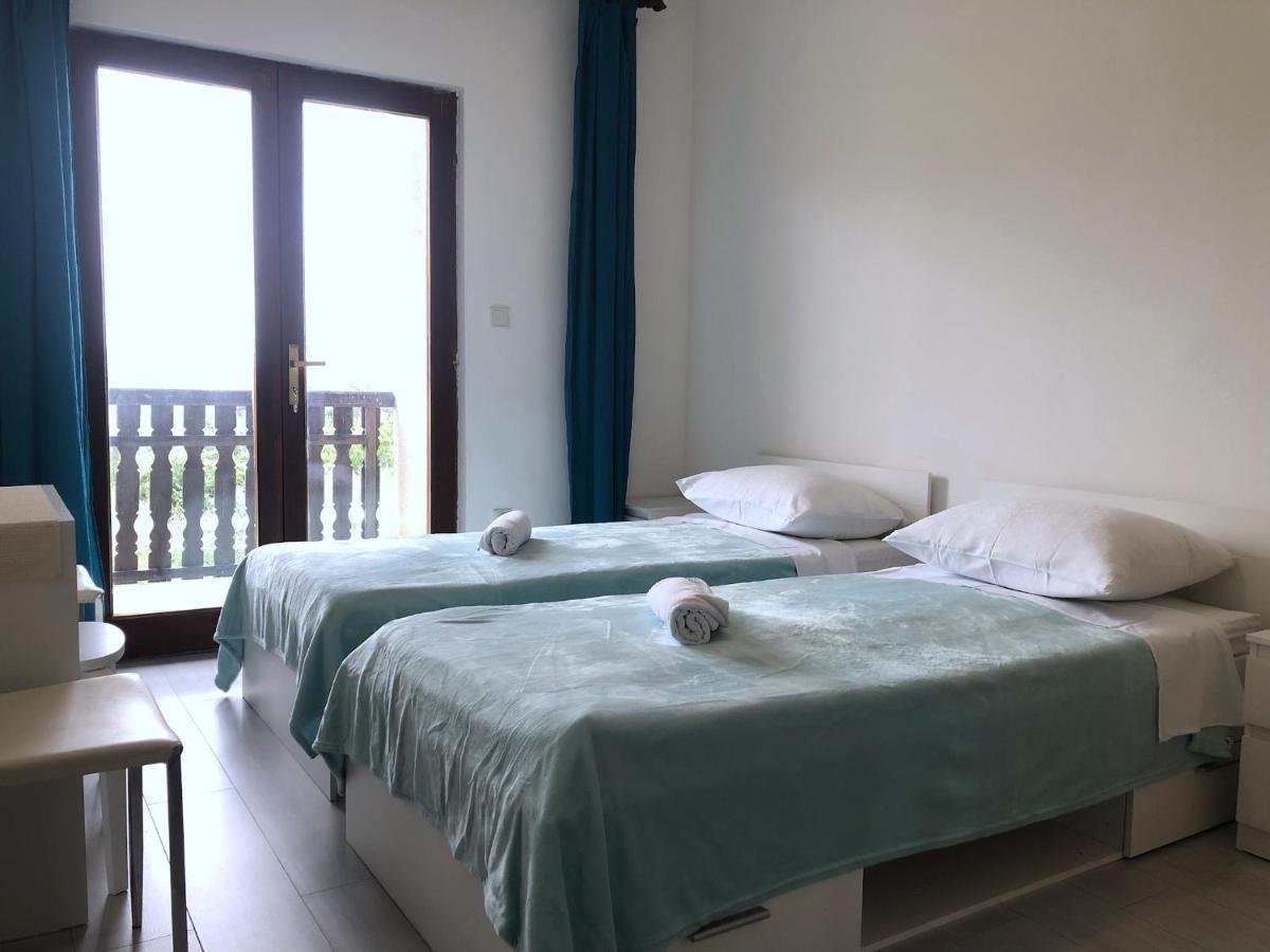 Nar Apartment Mrljane Buitenkant foto