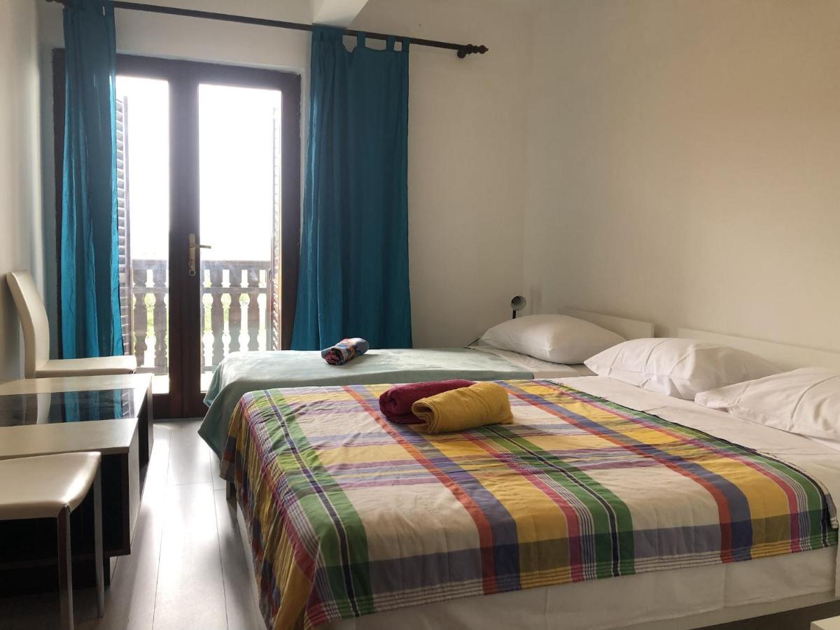 Nar Apartment Mrljane Buitenkant foto