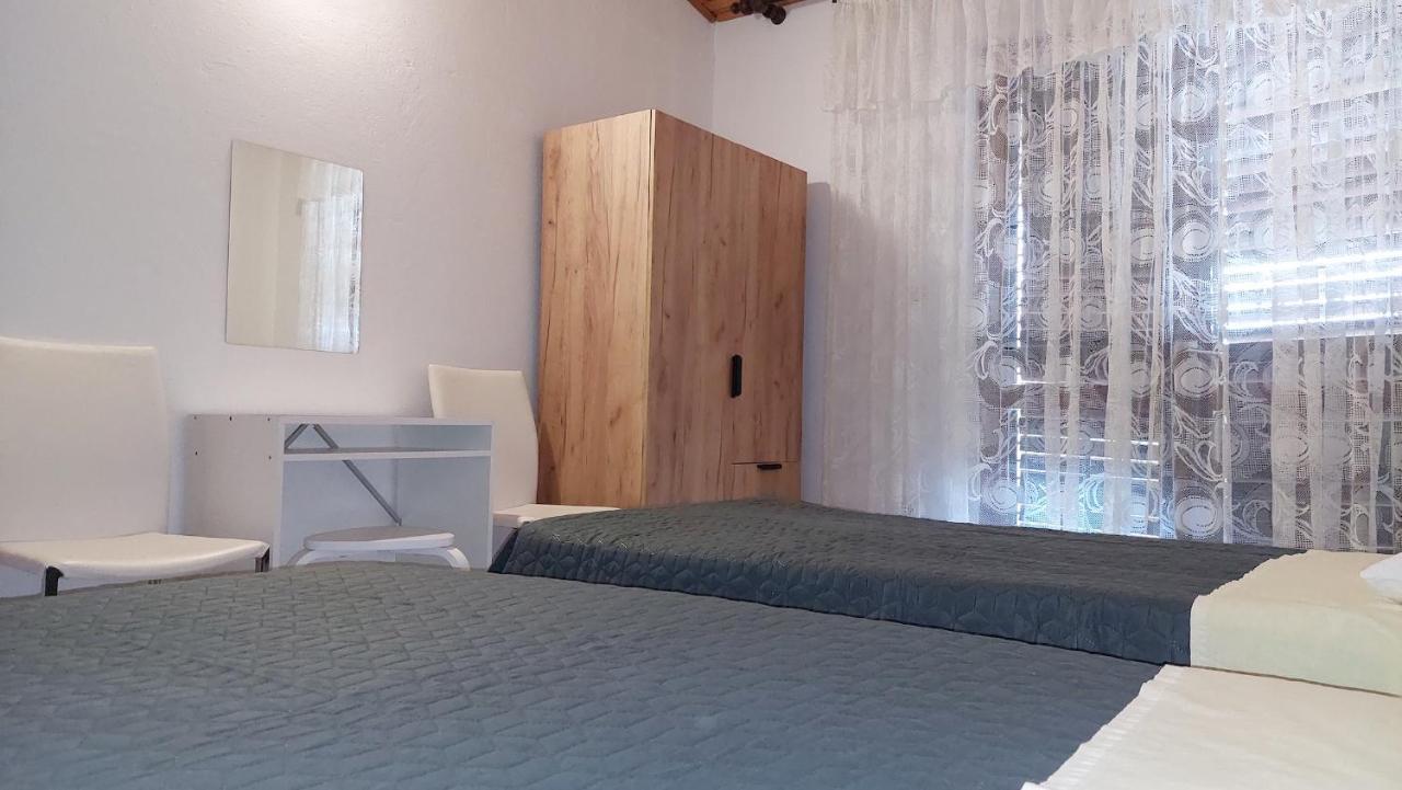 Nar Apartment Mrljane Buitenkant foto