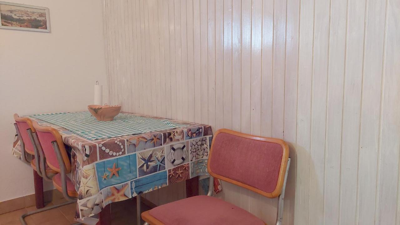 Nar Apartment Mrljane Buitenkant foto