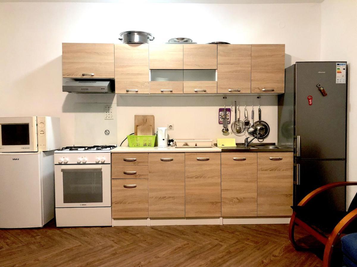 Nar Apartment Mrljane Buitenkant foto